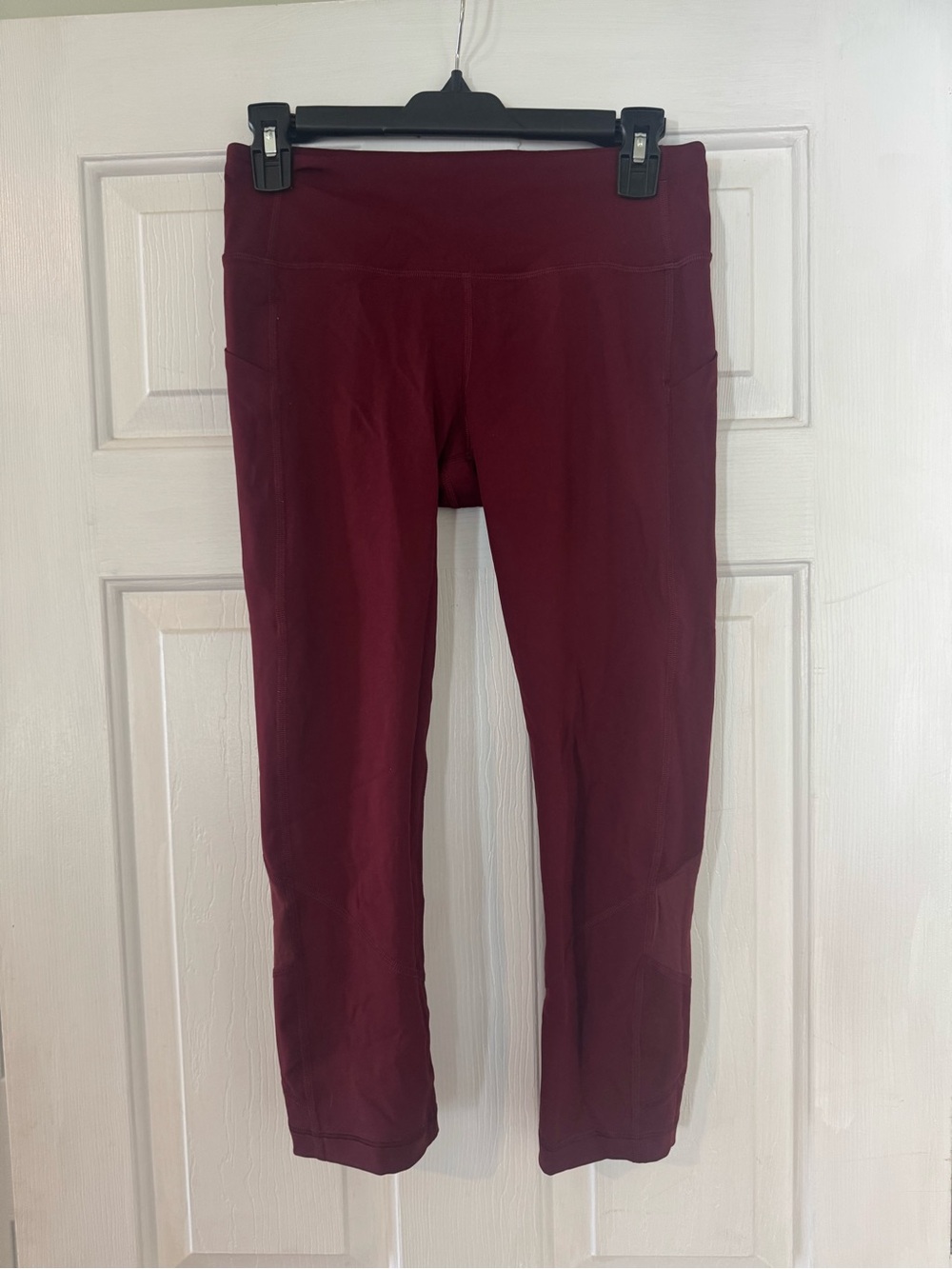 Lululemon Pace Rival Mid-Rise Crop 22”